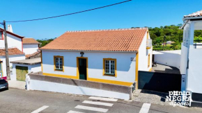 Casa da Gente by PontaNegraAzores